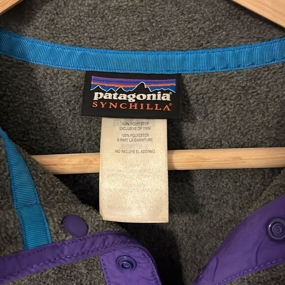 Patagonia Synchilla Gray Purple Pullover Fleece Jacket Sweater Size Small - Picture 4 of 12